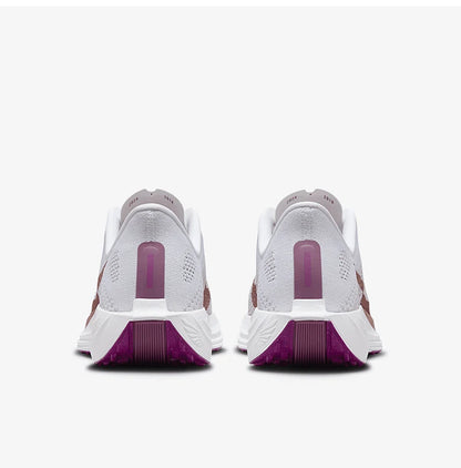 Zapatillas de running de malla Nike Authentic Pegasus Plus para mujer FQ7261-102