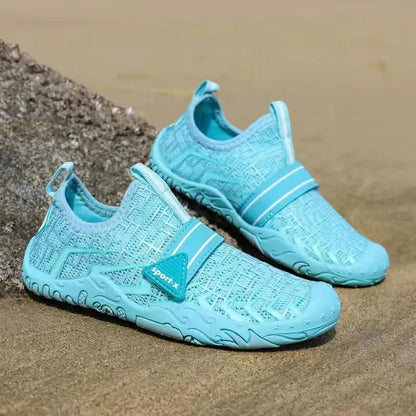New children's boys and girls beach quick diving shoes, Qianjiang swimming shoes, indoor fitness floor shoes, bathroom shoes, sizes 29-38