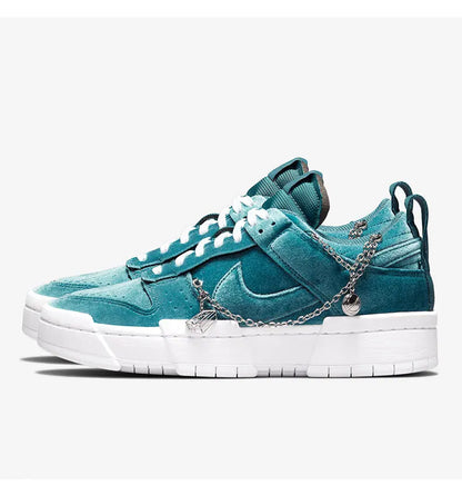 Nike Genuine Current Season -naisten mukavat urheilu- ja vapaa-ajan kengät DO5219-010