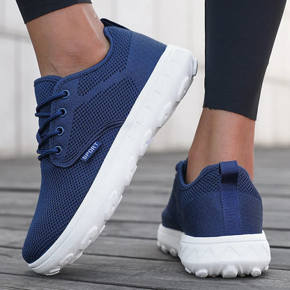 Lightweight Men's Sports Shoes with Wide Foot Mesh and Quick Drying Design, Breathable Outdoor Hiking Shoes for Women Trainers