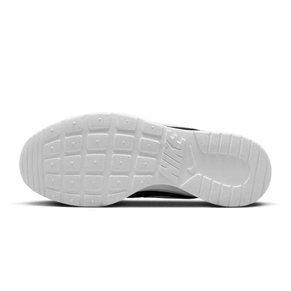 Nike Tanjun – pohodlné, univerzální, prodyšné a odolné nízké běžecké boty pro muže a ženy – černé DV7786-001
