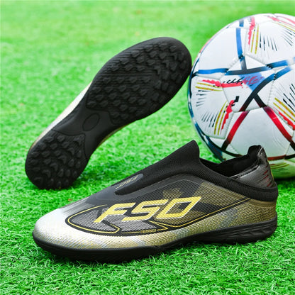 Nouvelles chaussures de football pour hommes, chaussures de sport, chaussures de football de haute qualité, ultralégères, chaussures de futsal, haute tige, respirantes, antidérapantes, pour match en extérieur
