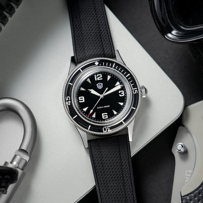 Watchdives WD50Q 38mm Watch Stainless Steel VH31 Sweep Seconds Quartz Movement Men Watches Bubble Sapphire Luminous Waterproof