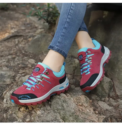 Retro Style Men Sports Shoes Autumn and Winter Short Boots Anti Slip Hiking Shoes Suitable for Ankle Boots Urban Commuting 2025