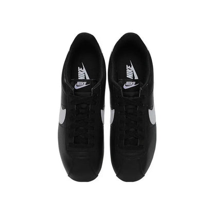 Sneakers Nike Classic Cortez: design retrò classico, comfort, ammortizzazione, leggerezza e resistenza per l’uso quotidiano DM4044-002