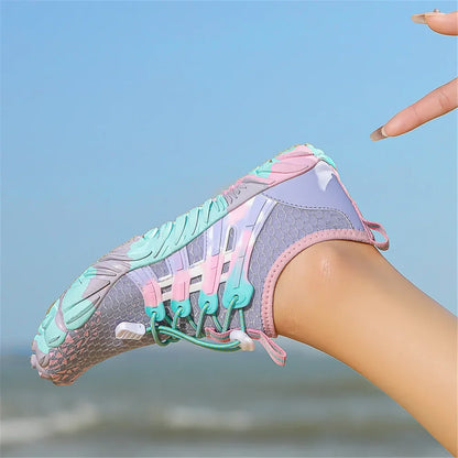 Men's and women's water shoes, upstream wading swimming barefoot five-finger aqua shoes, colorful beach seaside light unisex sneakers new