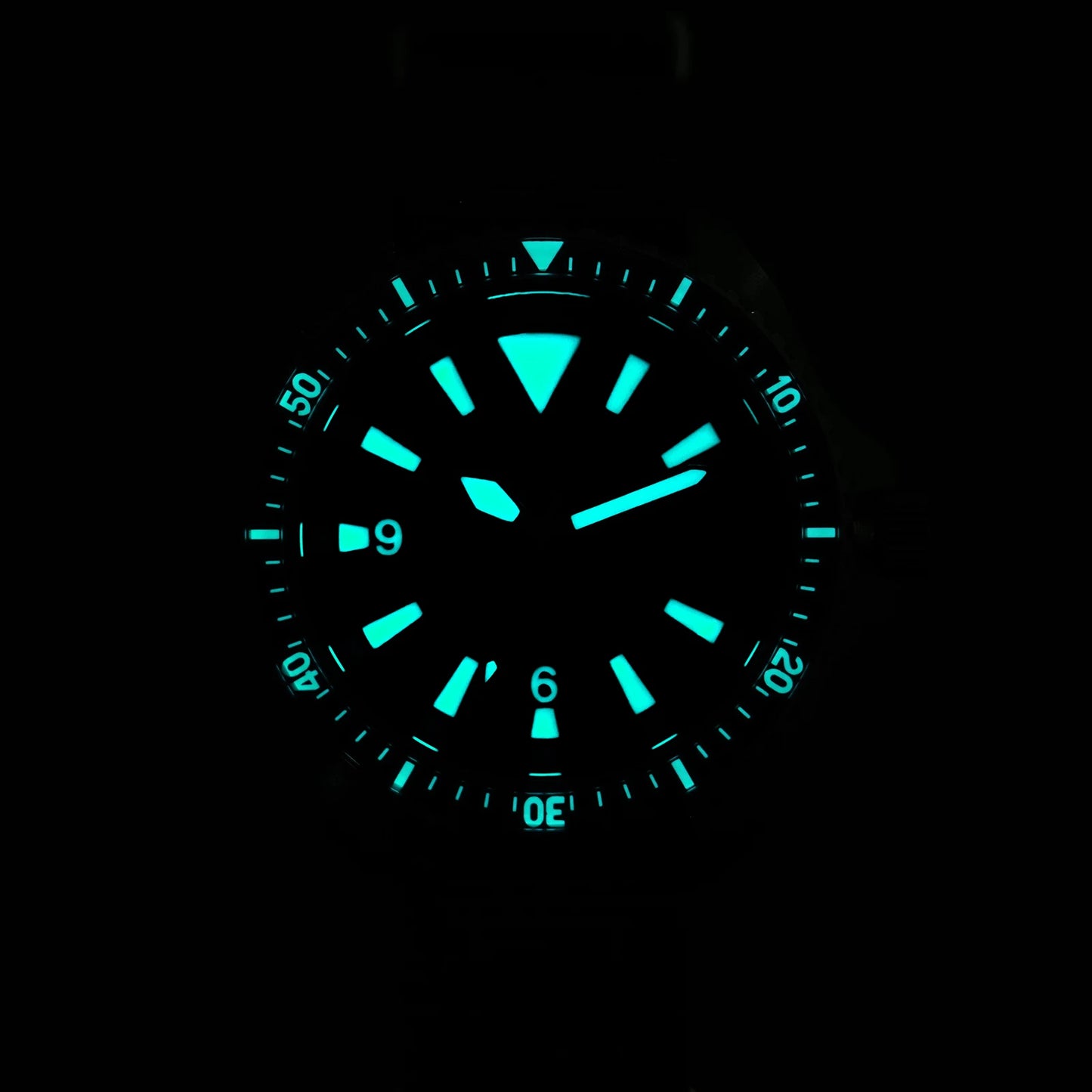 Watchdives WD1980 V3 38mm Men Watch Vintage VH31 Ronda 515 Sweep Seconds Quartz Movement Watches Luminous Sapphire Wristwatch
