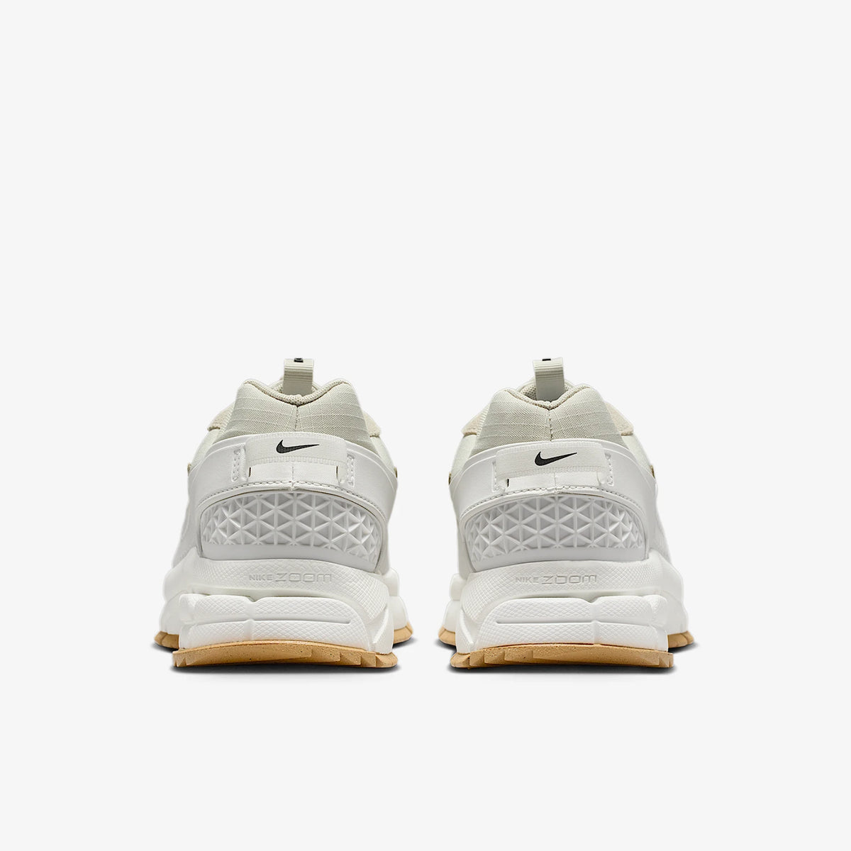 Nike Authentic Zoom Vomero Roam naisten kulutusta kestävät urheilukengät HQ2181-100