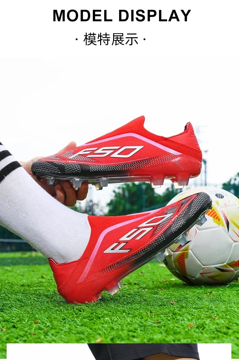 Nowe męskie buty piłkarskie antypoślizgowe dla chłopców, na zewnątrz, bestsellerowe buty do piłki nożnej na trawę i mecze, wysokiej jakości korki, wysokie, lekkie
