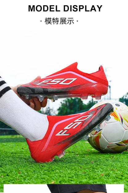 Nowe męskie buty piłkarskie antypoślizgowe dla chłopców, na zewnątrz, bestsellerowe buty do piłki nożnej na trawę i mecze, wysokiej jakości korki, wysokie, lekkie