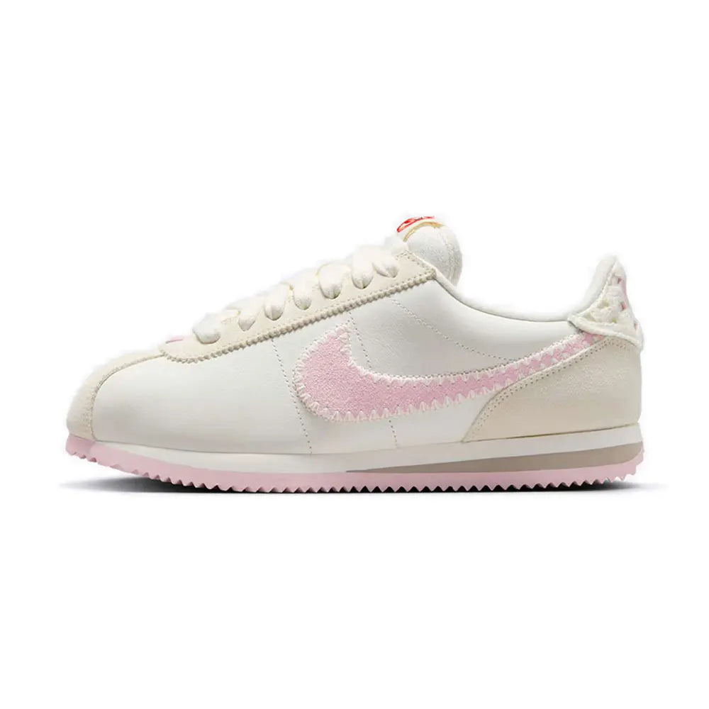 Nike Classic Cortez -pehmustetut, kevyet ja kestävät ulkoilu- ja vapaa-ajan juoksukengät, unisex-malli DN1791-100