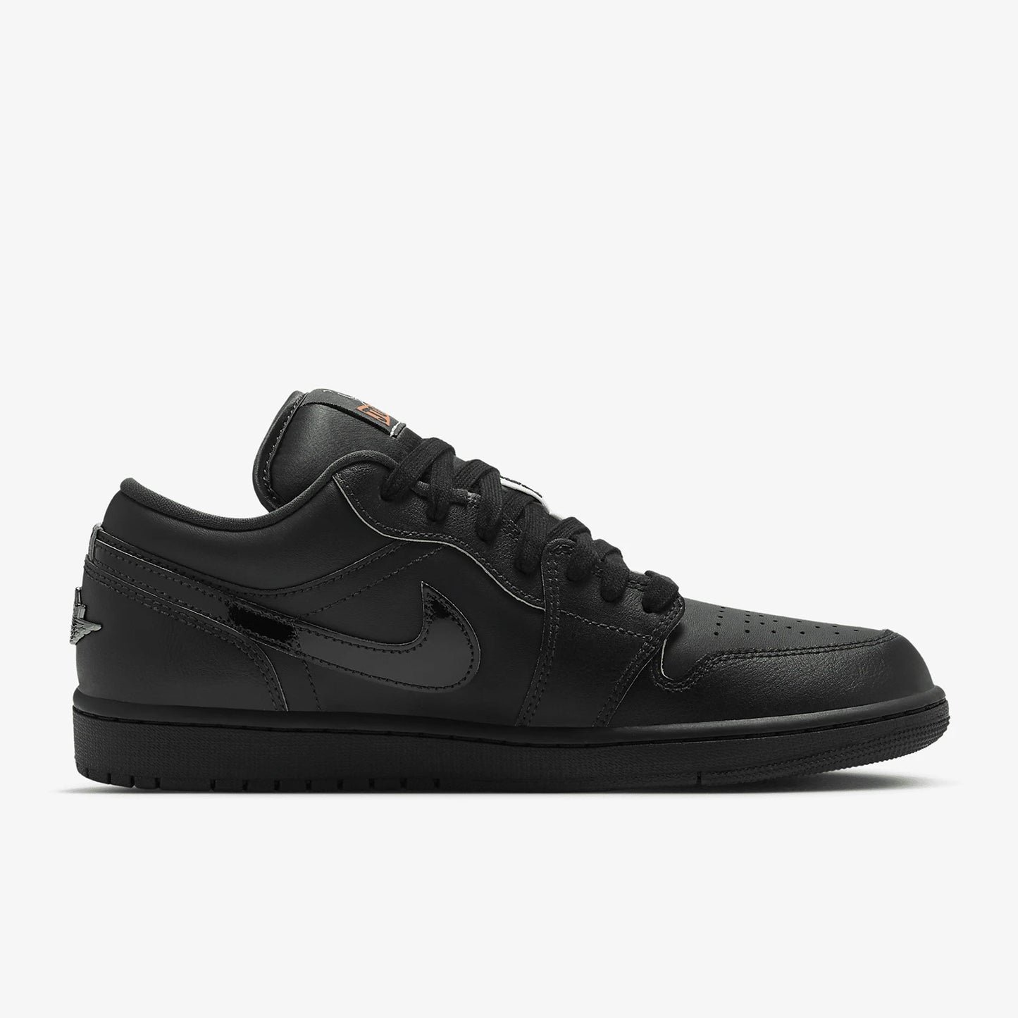 Nike Authentic JORDAN Men's Classic Shock Absorption Daily Lace-Up Sneakers HM3690-001