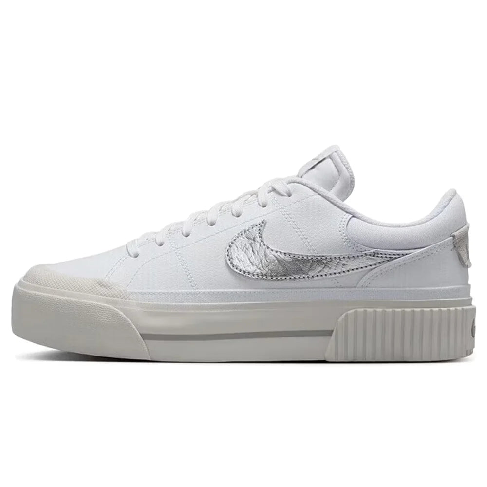 Nike Court Legacy Lift -korotettu pohja: luistamaton, mukava iskunvaimennus, kestävät klassiset lenkkarit DM7590-112