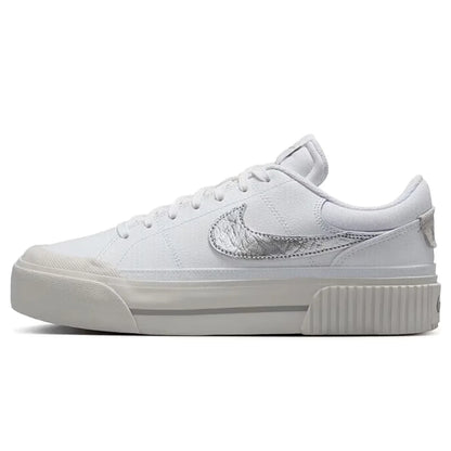 Nike Court Legacy Lift -korotettu pohja: luistamaton, mukava iskunvaimennus, kestävät klassiset lenkkarit DM7590-112