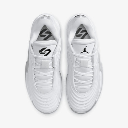 Nike Authentic JORDAN miesten pehmustetut matalavartiset koripallokengät FQ7455-106