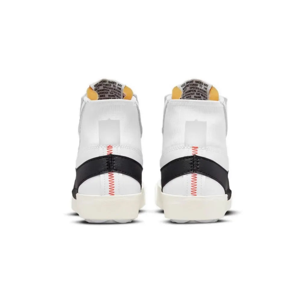 Nike Blazer Unisex-sneakers, klassisk retrodesign, slitstark och bekväm för vardagsbruk DD3111-100