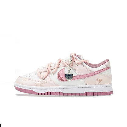 Räätälöidyt lenkkarit Nike Dunk Low Honey Rose, käsinmaalatut sydämet, muodikkaat, monipuoliset, pehmustetut ja kulutusta kestävät naisten kengät