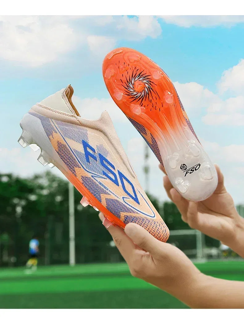 Nouvelles chaussures de football pour hommes, crampons de gazon très vendus, chaussures de football respirantes, chaussures de match de haute qualité, baskets antidérapantes pour garçons, légères pour l'extérieur