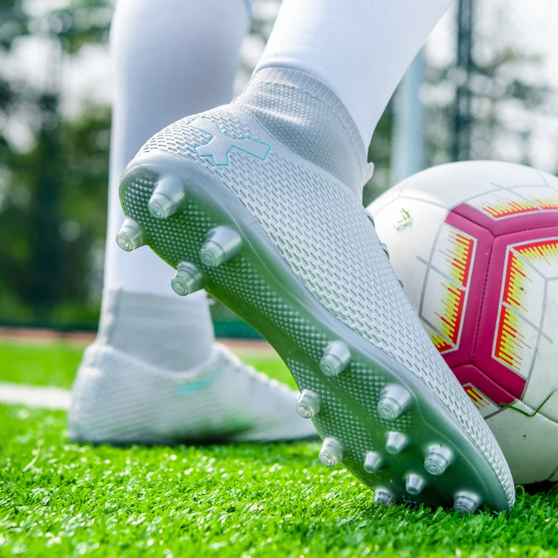 New Unisex Long Spike Football Boots Men Broken Nail Soccer Shoes AG/TF Training Soccer Cleats Sneakers Non-Slip Ankle Shoes
