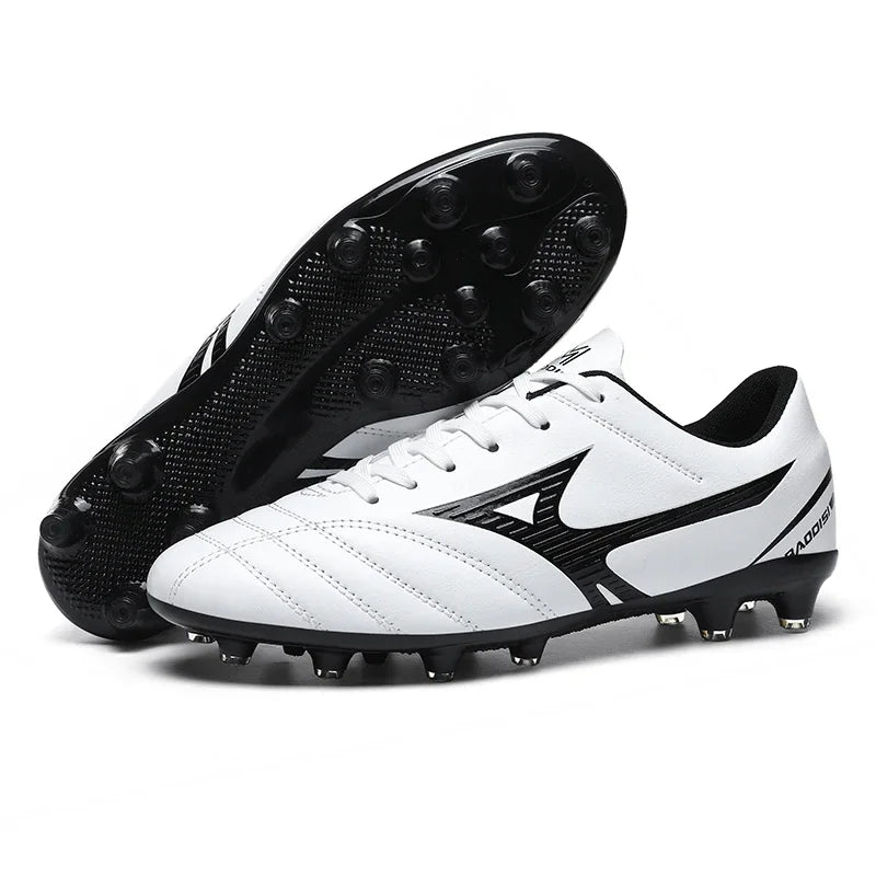 Nouvelles chaussures de football pour hommes, chaussures de football d'intérieur pour adultes, crampons de football antidérapants, crampons de sport ultralégers, crampons de futsal, entraînement sur gazon, confortables.