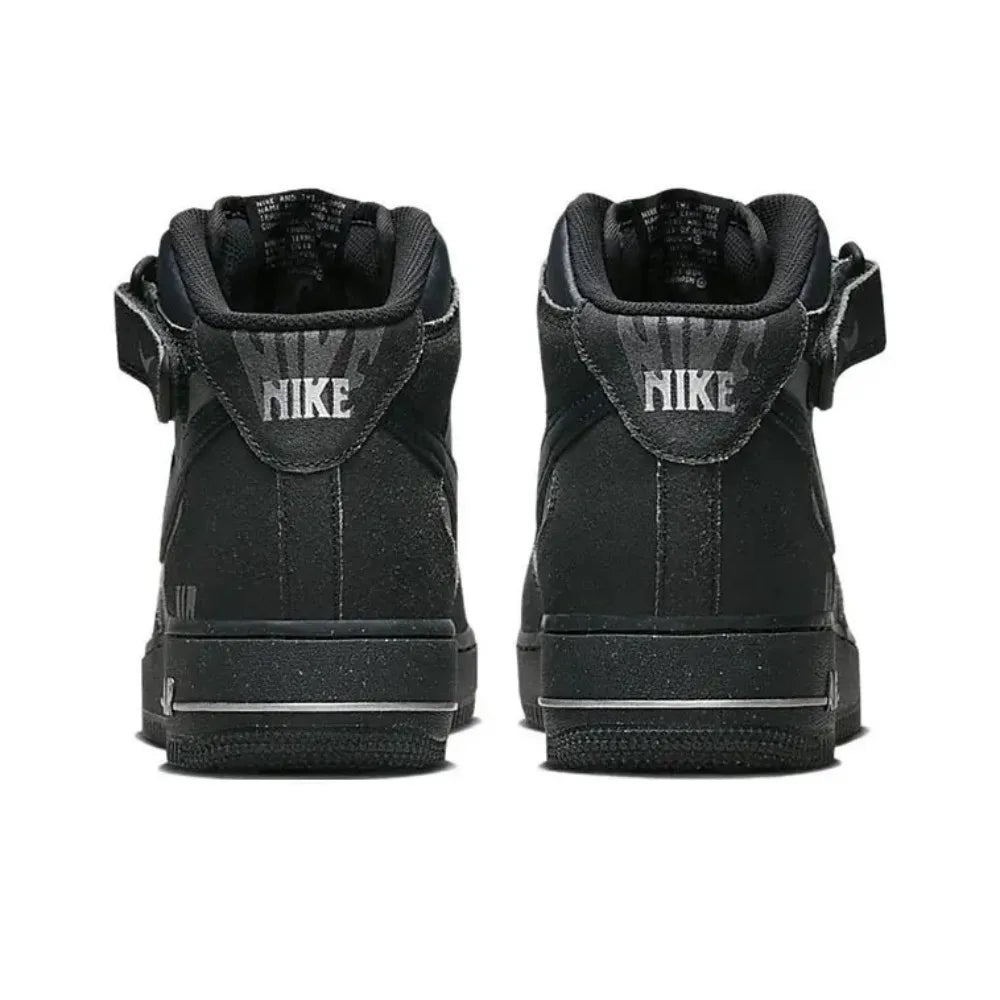 Nike Air Force 1 Mid Unisex-sneakers – ankelstöd, klassisk dämpad komfort och slitstark för att kunna bäras hela dagen DQ7666-001