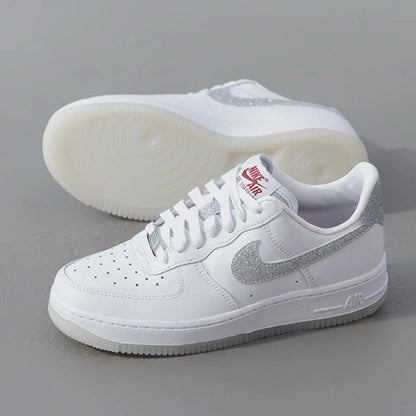 Sneakers casual minimaliste classiche da donna Nike, nuove e originali, HQ3461-191