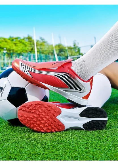 Nouvelles chaussures de football pour hommes, baskets de futsal, crampons antidérapants de haute qualité pour intérieur, chaussures de football à crampons très vendues, chaussures de match pour terrain gazon, chaussures