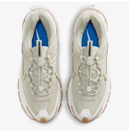Nike Authentic Zoom Vomero Roam naisten kulutusta kestävät urheilukengät HQ2181-100