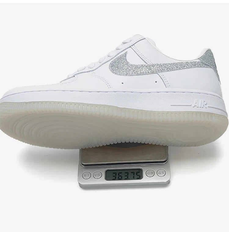 Sneakers casual minimaliste classiche da donna Nike, nuove e originali, HQ3461-191