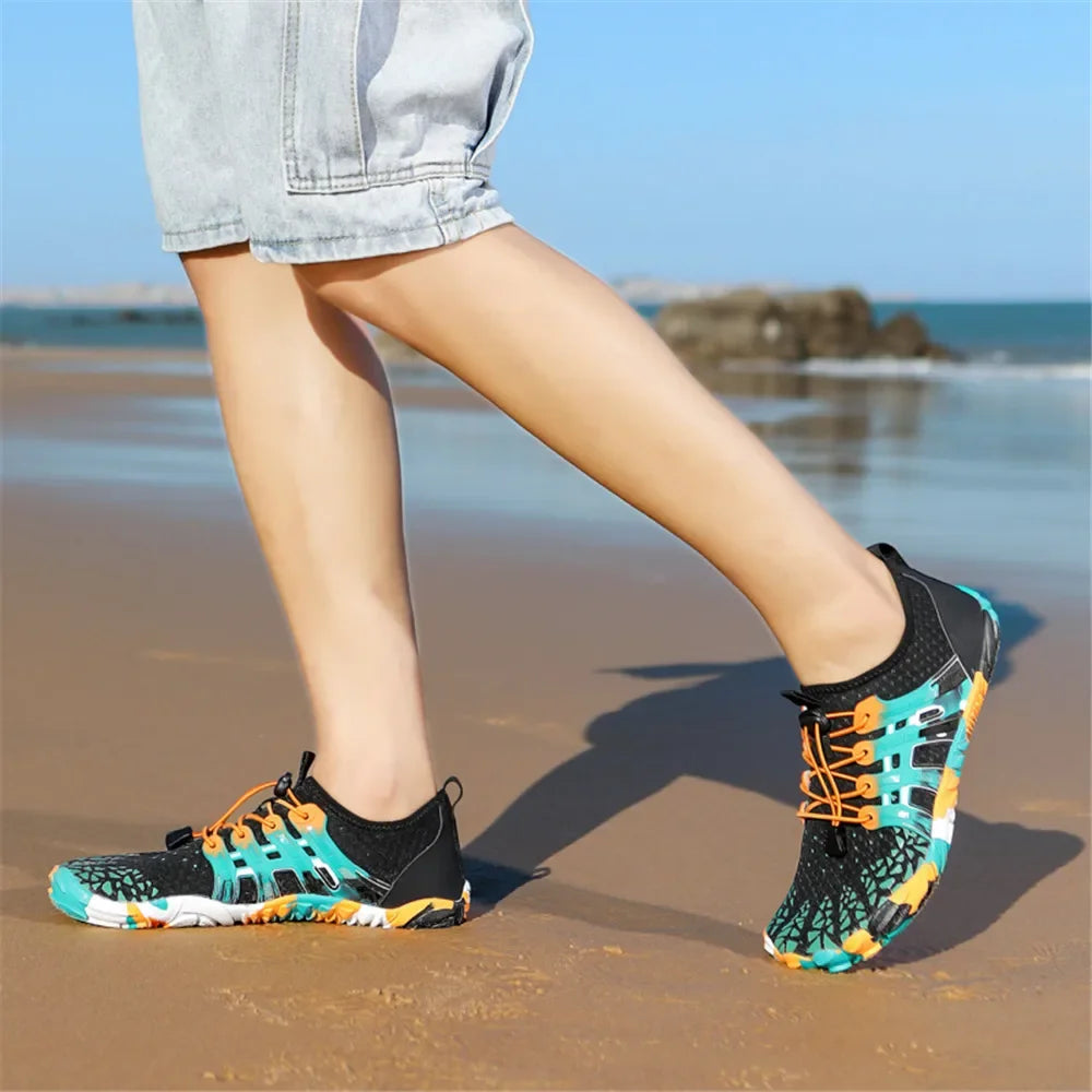 Men's and women's water shoes, upstream wading swimming barefoot five-finger aqua shoes, colorful beach seaside light unisex sneakers new