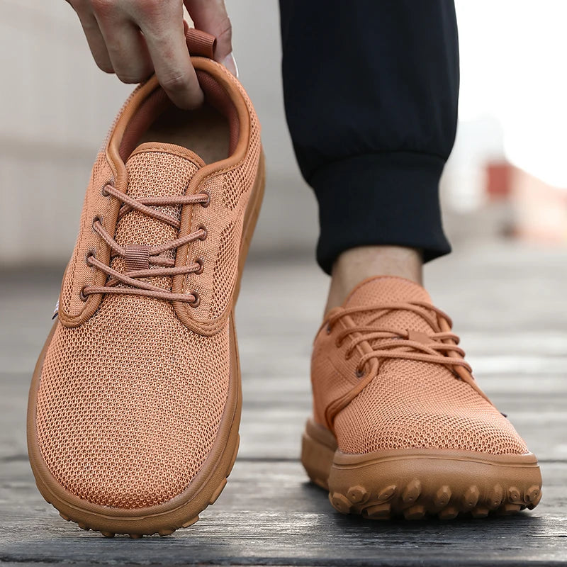 Lightweight Men's Sports Shoes with Wide Foot Mesh and Quick Drying Design, Breathable Outdoor Hiking Shoes for Women Trainers