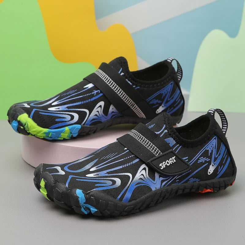 New children's boys and girls beach quick diving shoes, Qianjiang swimming shoes, indoor fitness floor shoes, bathroom shoes, sizes 29-38