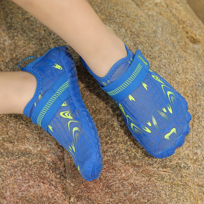 New children's boys and girls beach quick diving shoes, Qianjiang swimming shoes, indoor fitness floor shoes, bathroom shoes, sizes 29-38
