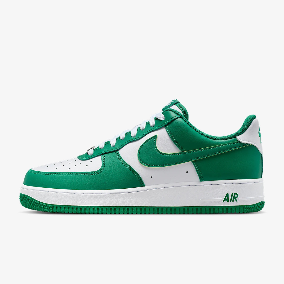 Nike Authentic Air Force 1 miesten matalavartiset, hengittävät ja kulutusta kestävät urheilukengät FJ4146-122