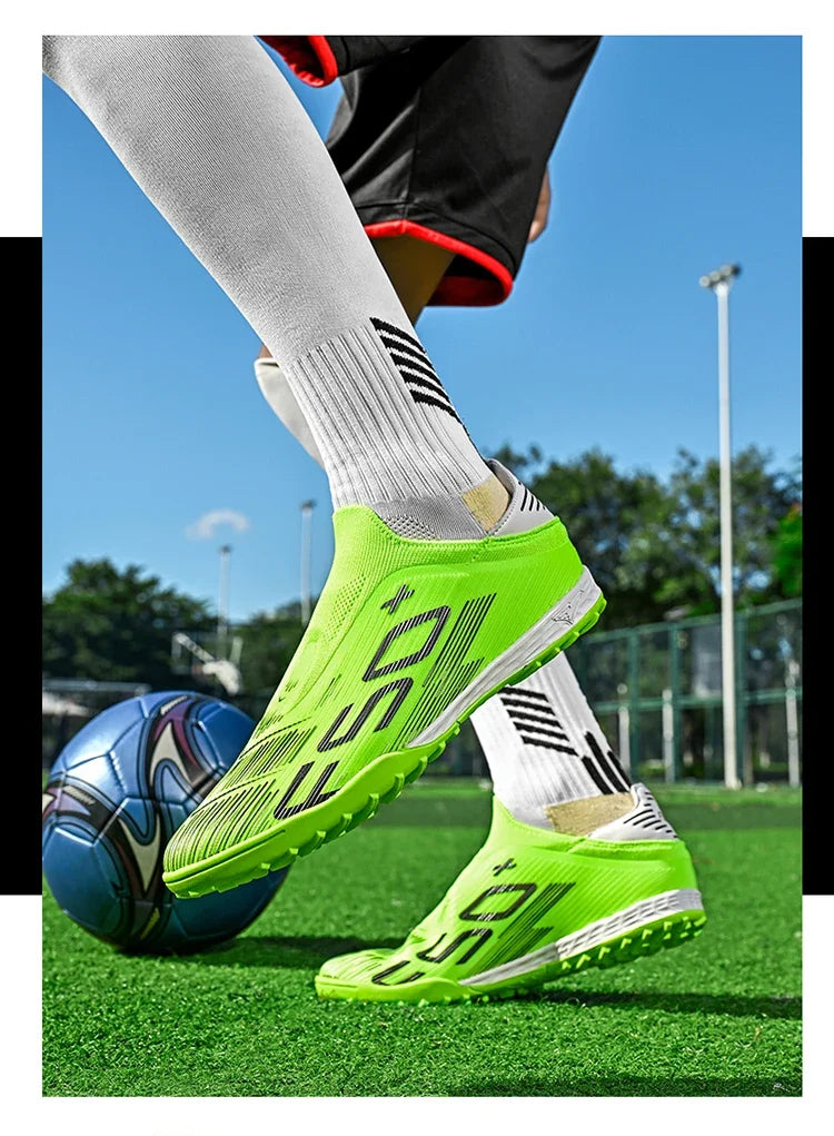 Nouvelles chaussures de football pour hommes, crampons, baskets légères de haute qualité, pour l'entraînement sur gazon, bottes de football très vendues, antidérapantes, mi-hautes, pour l'extérieur.