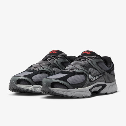 Nike Authentic V5 RNR SE miesten pehmustetut, kulutusta kestävät urheilukengät IM6769-068