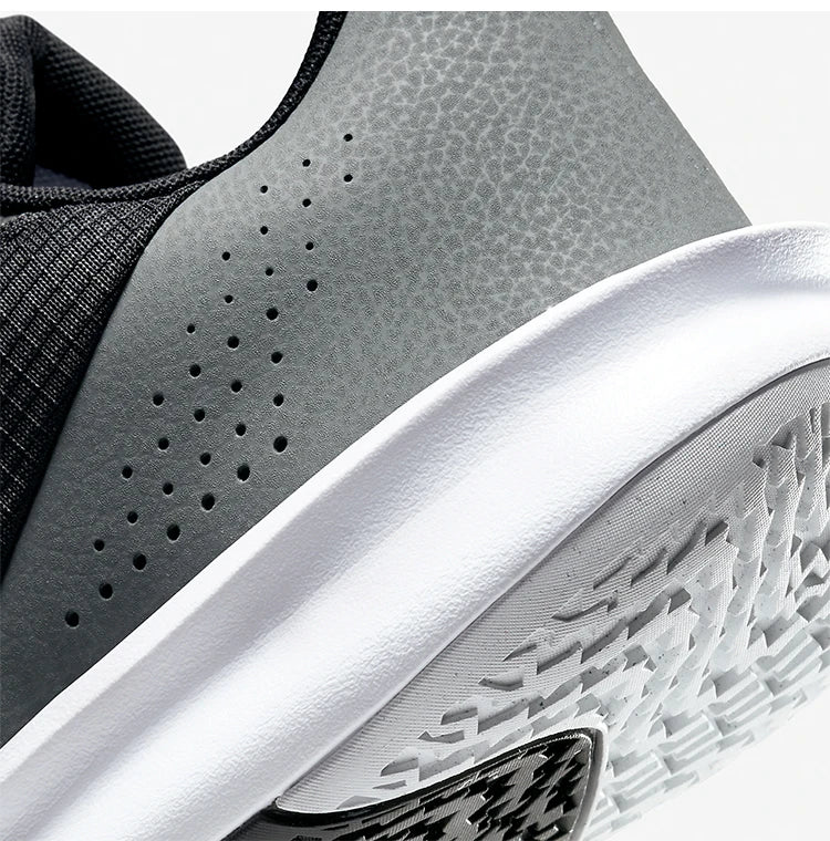 Nike Authentic Precision 7 miesten pehmustetut, käytännölliset ja kulutusta kestävät koripallokengät FN4322-005