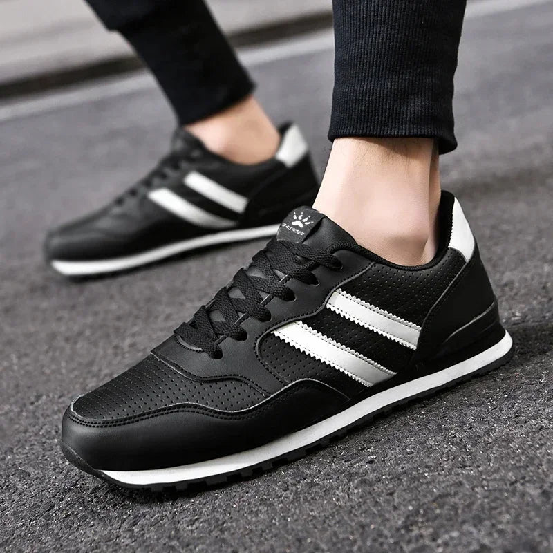 Jesienne buty sportowe męskie, płaskie buty do biegania, białe, trwałe, klasyczne buty casualowe, niskie, modne buty trekkingowe i do chodzenia