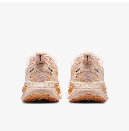 Nike Authentic Vomero 18 naisten matalavartiset, pehmustetut maantiejuoksukengät HM6804-800