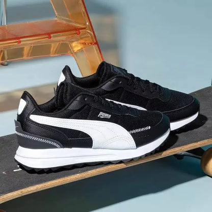 Nouvelles baskets PUMA unisexe noires et blanches style rétro 397432-04 pour la marche décontractée 2026