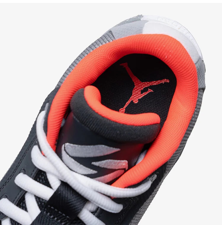 Nike, aito JORDAN miesten urheilukenkä, kulutusta kestävä, matalavartinen, iskunvaimentava koripallokenkä HF0819-005