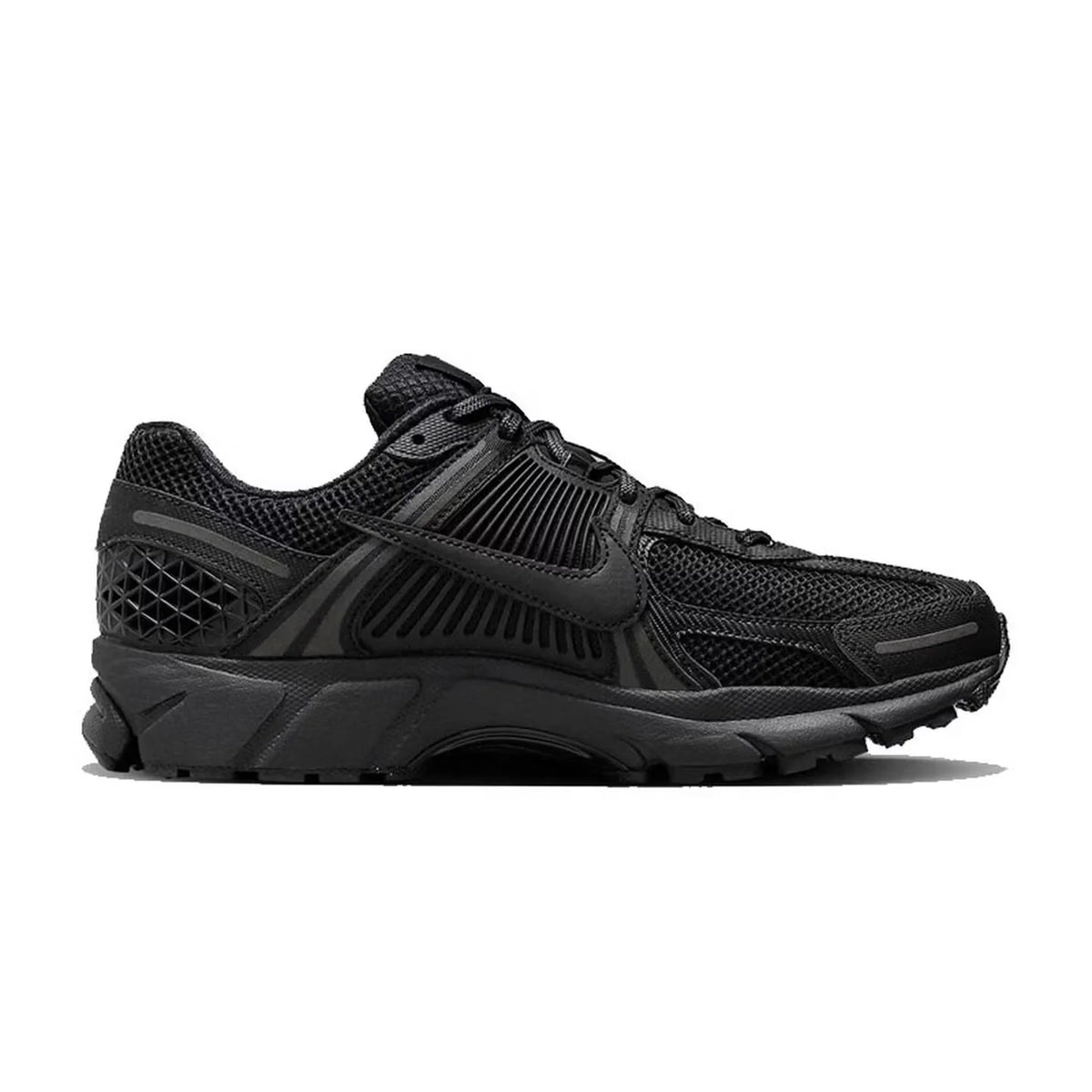 Nike Zoom Vomero 5 Unisex-juoksukengät, maksimaalinen pehmustus, mukavuus, päivittäiseen harjoitteluun sopivat lenkkikengät BV1358-003