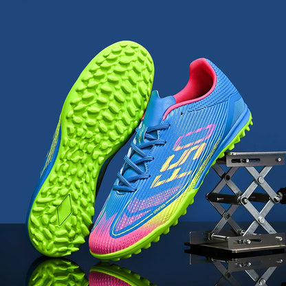 Chaussures de football pour hommes, modèle TF pour terrains synthétiques, tige en PU respirant, crampons en caoutchouc antidérapants, baskets de football pour adultes, idéales pour l’entraînement sur gazon synthétique