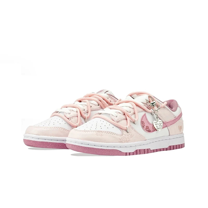 Räätälöidyt lenkkarit Nike Dunk Low Honey Rose, käsinmaalatut sydämet, muodikkaat, monipuoliset, pehmustetut ja kulutusta kestävät naisten kengät