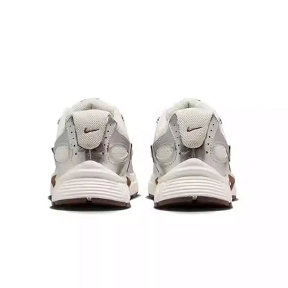 Nike V5 RNR női sportos, kényelmes, csúszásgátló, tartós, sokoldalú, retro, alacsony szárú futócipő HQ7901-102