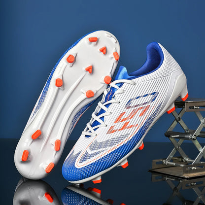 Chaussures de football respirantes pour hommes, chaussures de sport antidérapantes à longues crampons FG/AG pour l'extérieur et l'intérieur, un incontournable pour les fans