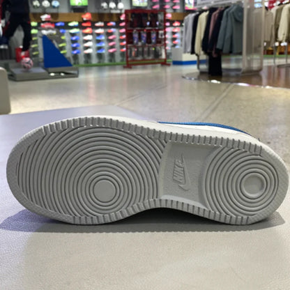 Autentiche sneakers Nike Court Vision Low da donna: minimaliste, versatili, da esterno, traspiranti e casual IM7799-133