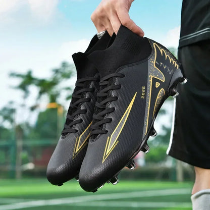 Nouvelles chaussures de football pour hommes, chaussures de sport d'extérieur, ultra-légères, de haute qualité, à cheville haute, chaussures de football en salle antidérapantes, futsal antidérapant.