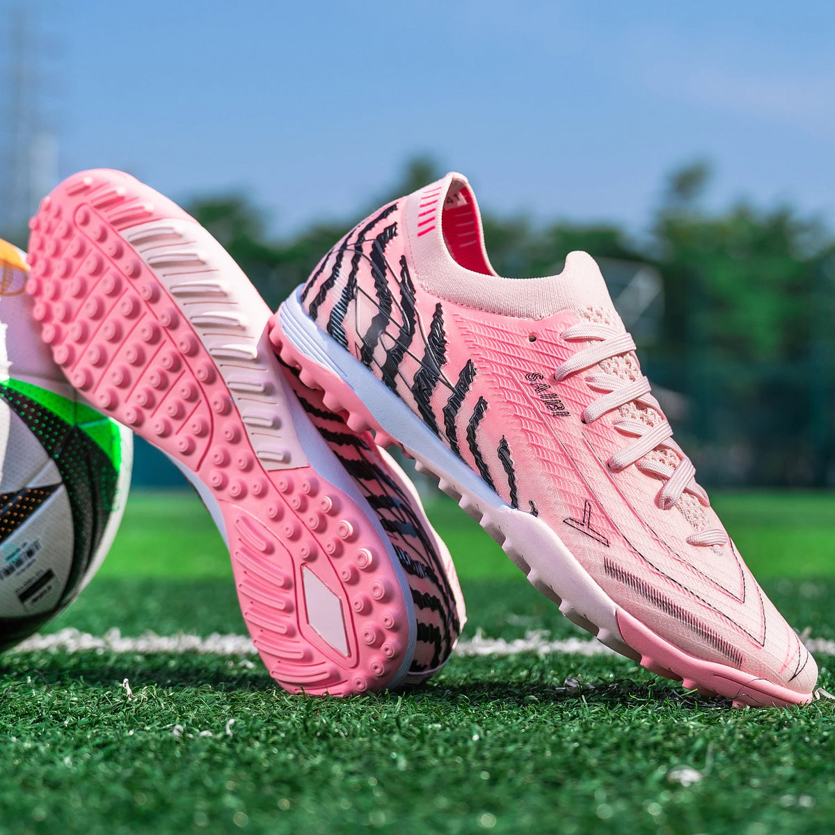 Chaussures de football TF ultra légères pour adultes, tissu PU résistant à la transpiration, semelle en caoutchouc résistante à l'usure, ajustement confortable, baskets d'entraînement sur gazon unisexes