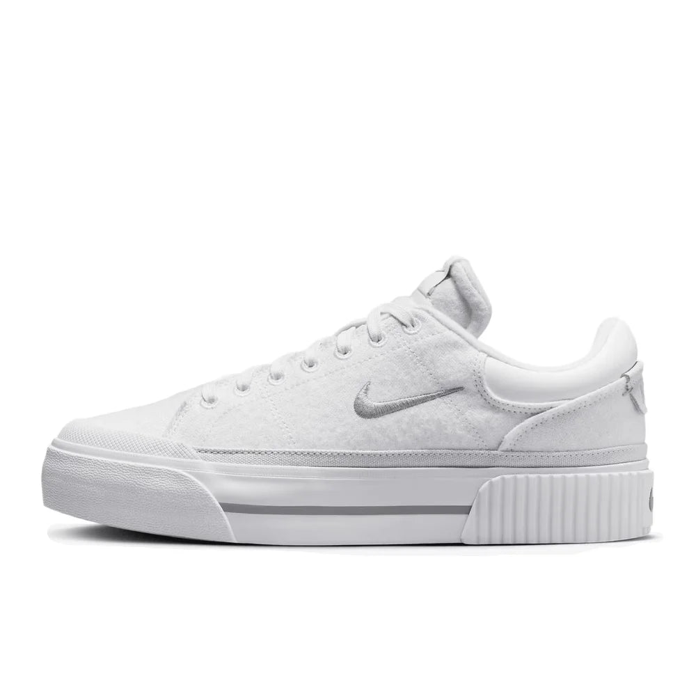 Nike Court Legacy Lift -korotettu pohja: luistamaton, mukava iskunvaimennus, kestävät klassiset lenkkarit DM7590-112